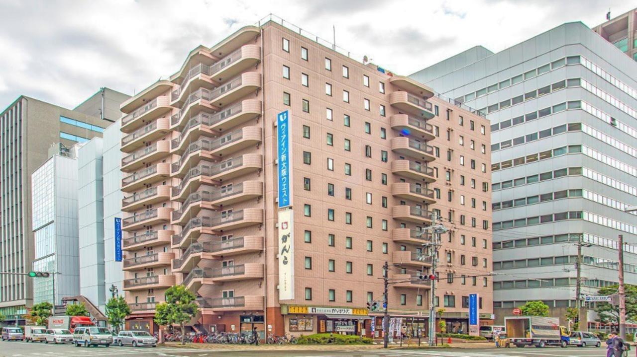 Via Inn Shin Osaka West Экстерьер фото